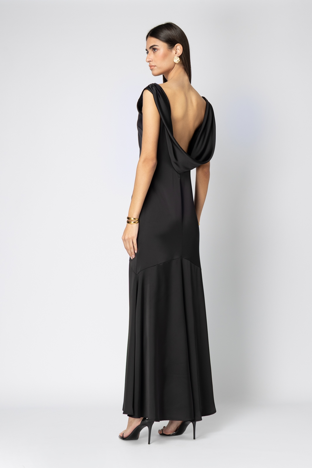 FY67817-BLACK-BACK.jpg